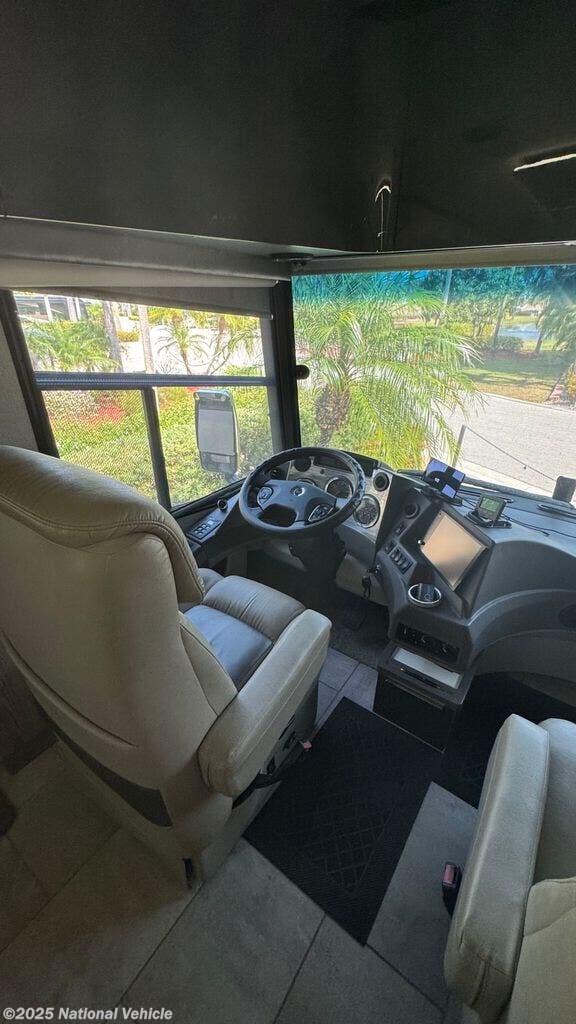 2018 Horizon 40A by Winnebago from National Vehicle in Port St. Lucie, Florida