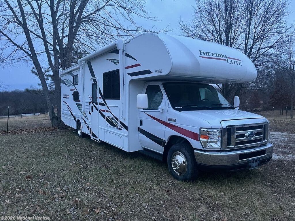 Used 2020 Thor Motor Coach Freedom Elite 30FE available in Kearney, Missouri