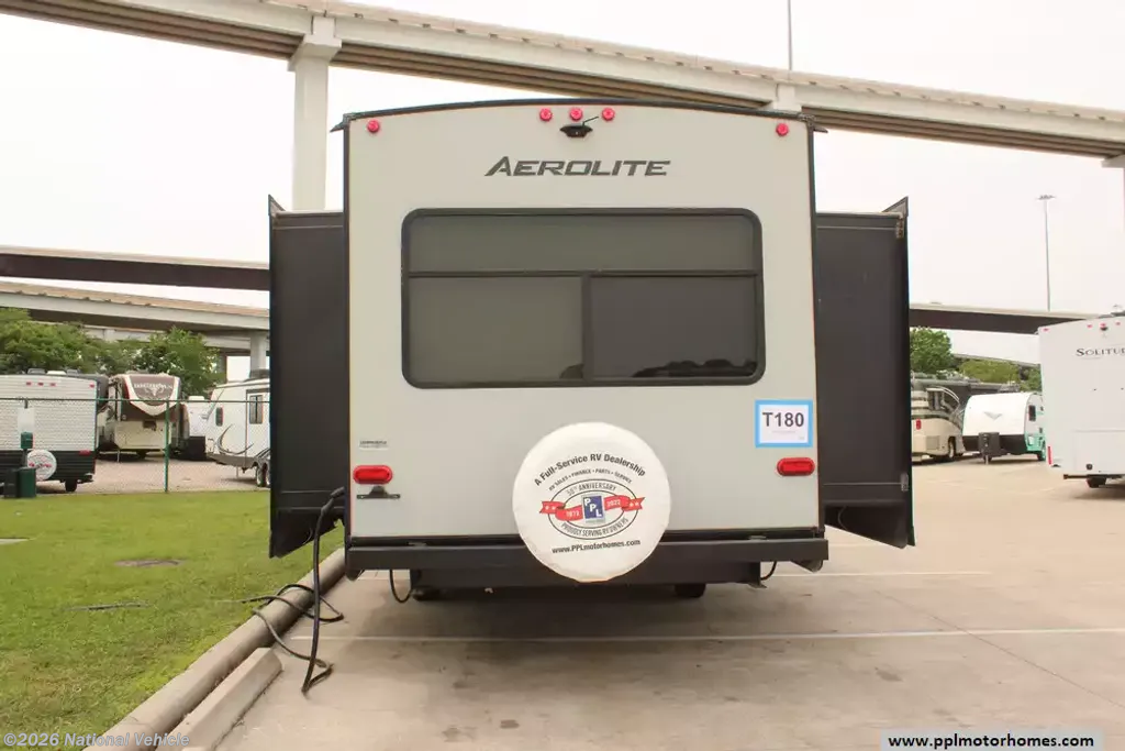 2019 Aerolite 3303RL by Dutchmen from National Vehicle in Hallettsville, Texas