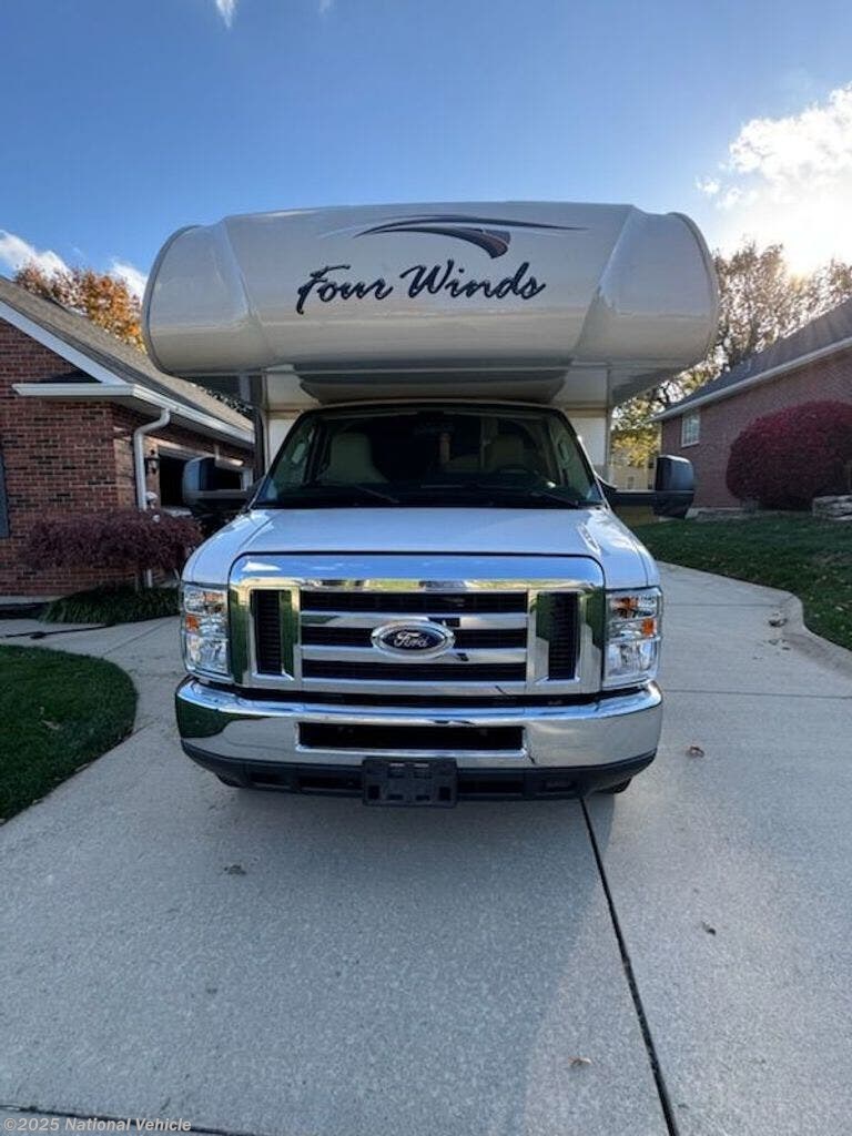 2018 Four Winds 24F by Thor Motor Coach from National Vehicle in Columbia, Illinois