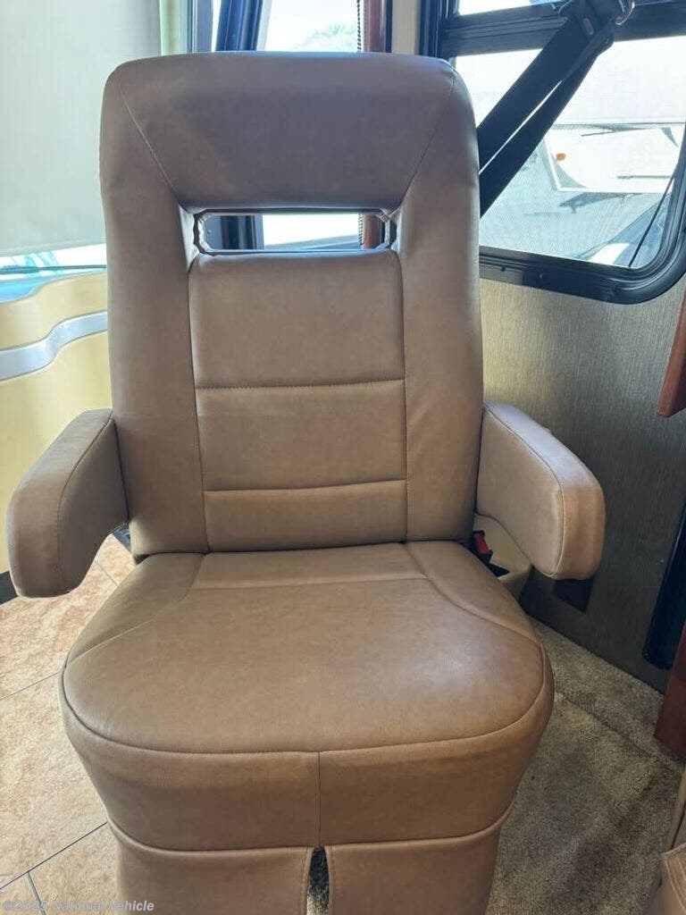 Used 2013 Tiffin Allegro Breeze 32BR available in Charlotte, North Carolina