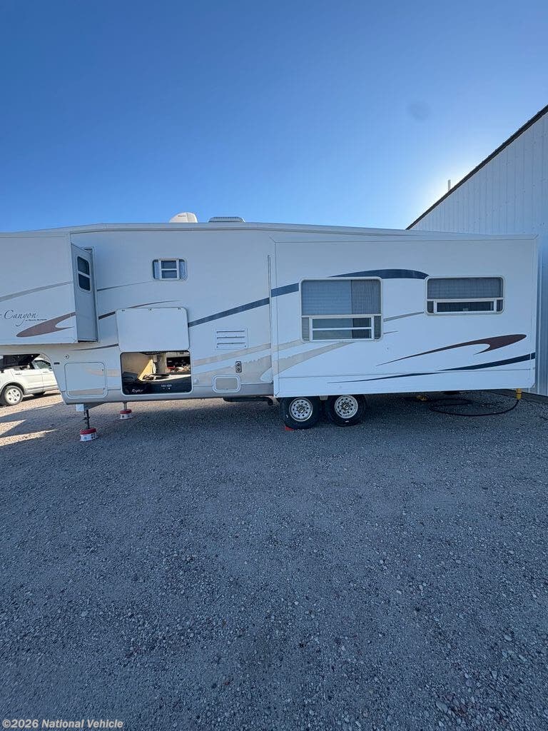2005 Travel Supreme River Canyon 34RLTSO - Used Fifth Wheel For Sale by National Vehicle in Chadron, Nebraska