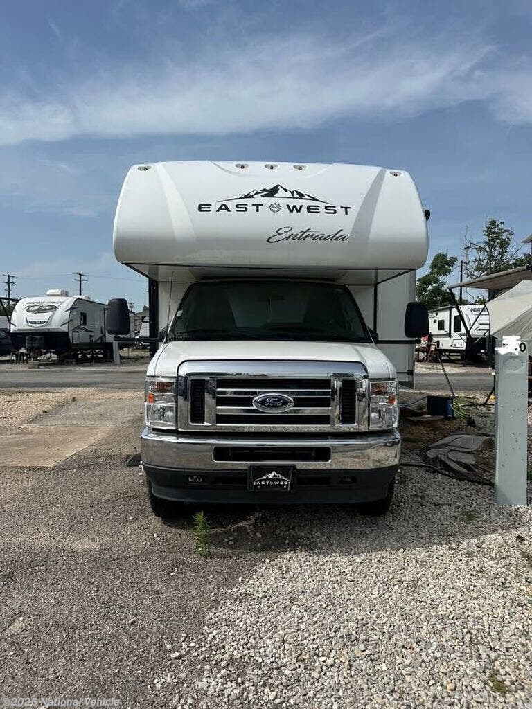 Used 2023 East to West Entrada 2900DS available in Plano, Texas
