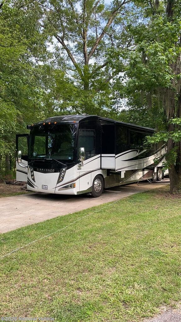 Used 2016 Winnebago Ellipse 42QD available in New Braunfels, Texas