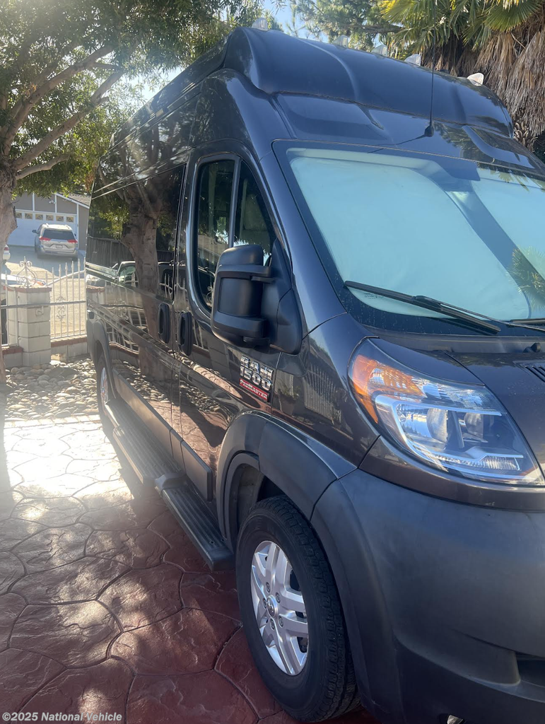 2021 Thor Motor Coach Rize 18TH - Used Class B For Sale by National Vehicle in San Jose, California