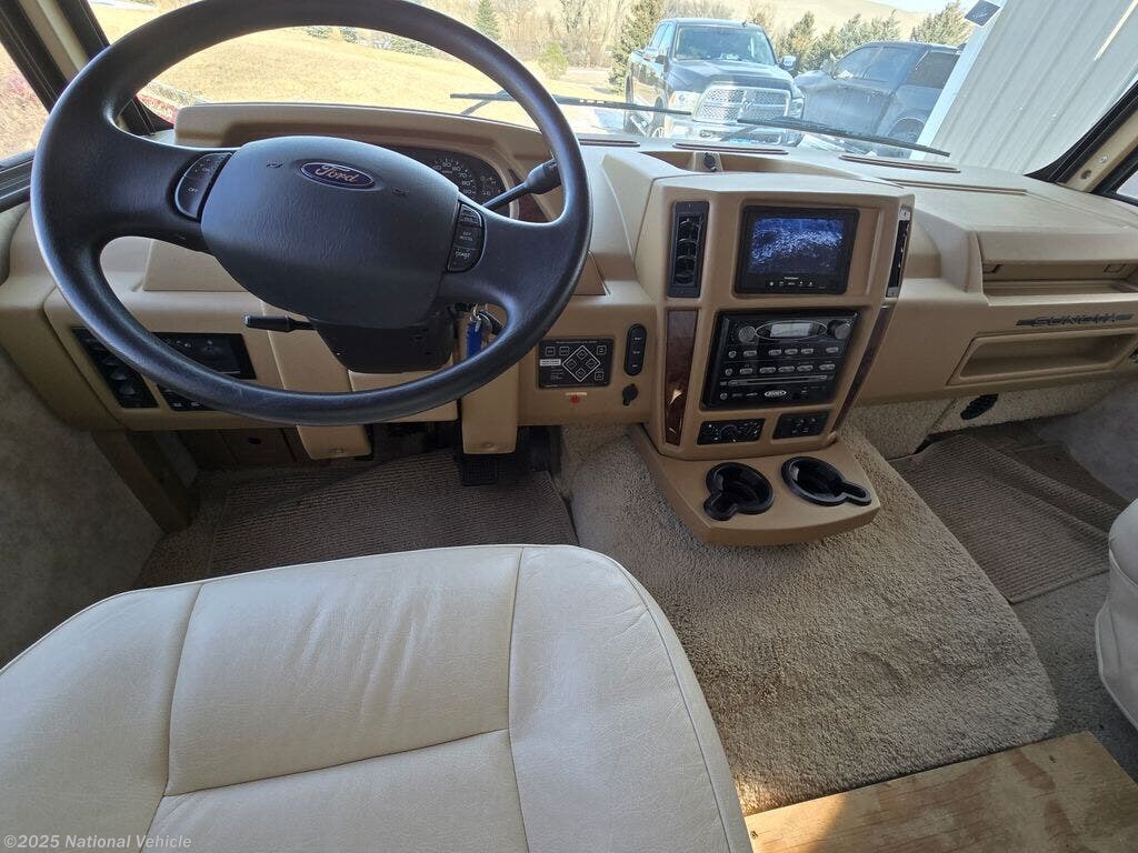 Used 2012 Itasca Sunova 36V available in Sioux City, Iowa