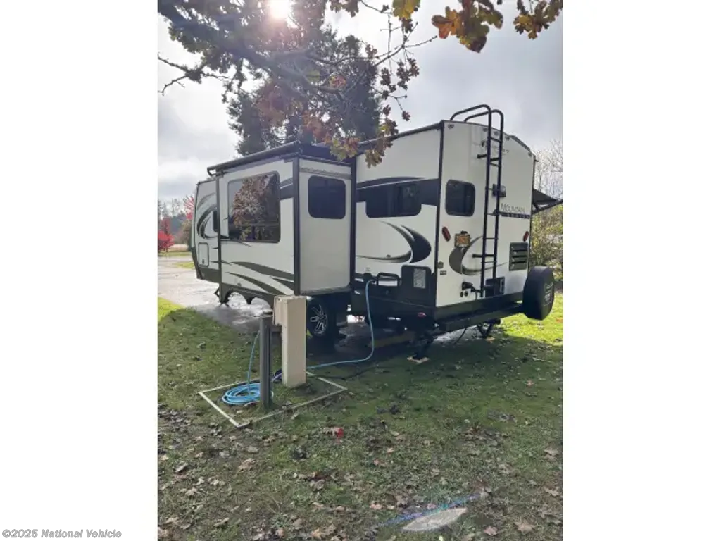2021 Outdoors RV Timber Ridge Mountain 24RKS - Used Travel Trailer For Sale by National Vehicle in Dundee, Oregon