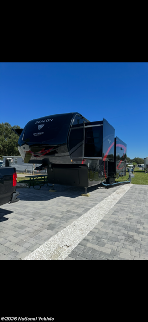 2023 Vanleigh Beacon 34RLB - Used Fifth Wheel For Sale by National Vehicle in Eastman, Georgia