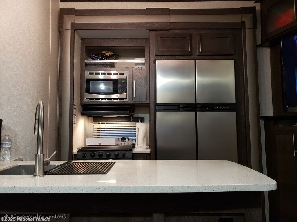 Used 2019 Keystone Carbon 357 available in Swansea, Illinois