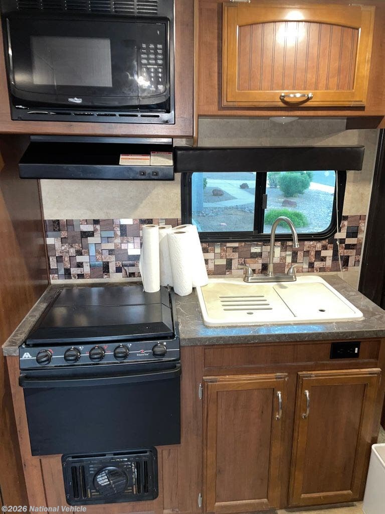 Used 2017 Jayco Jay Feather 22FQSW available in Chandler, Arizona