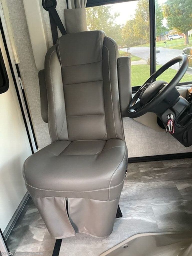 2022 Windsport 34R by Thor Motor Coach from National Vehicle in St. Louis, Missouri