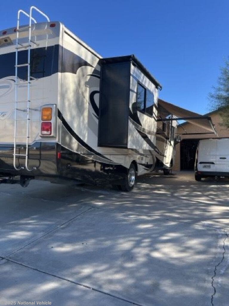 2013 Fleetwood Bounder 35K - Used Class A For Sale by National Vehicle in Lake Havasu City, Arizona