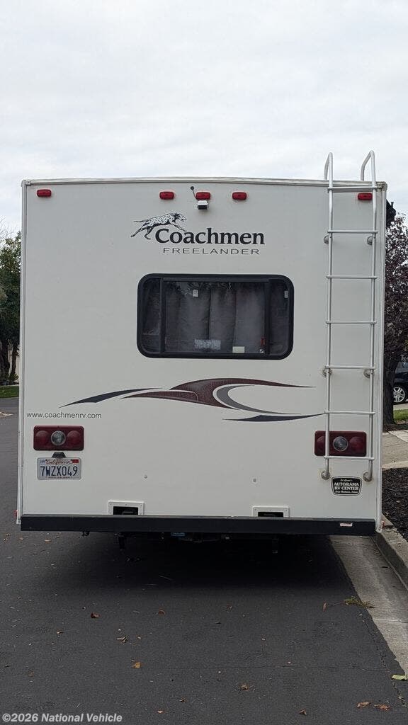 2011 Coachmen Freelander 32BH - Used Class C For Sale by National Vehicle in Pleasanton, California
