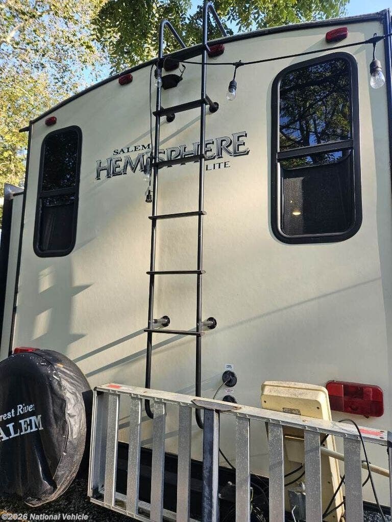 2017 Forest River Salem Hemisphere Lite 326RL - Used Travel Trailer For Sale by National Vehicle in Monroeville, Ohio