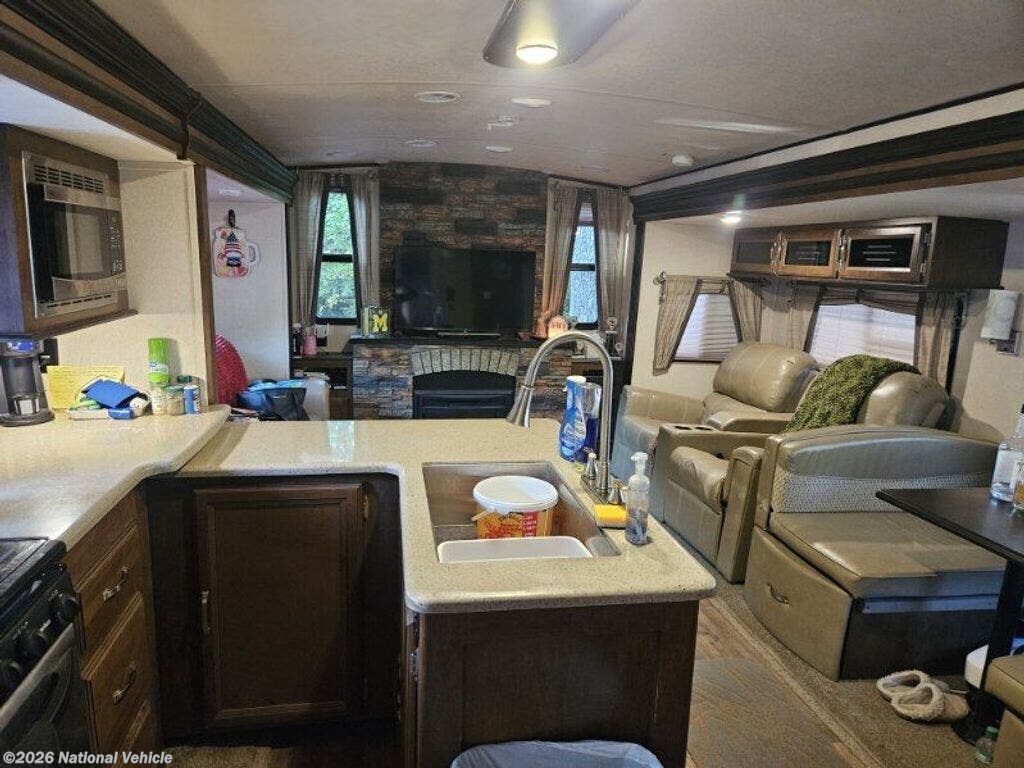 2017 Salem Hemisphere Lite 326RL by Forest River from National Vehicle in Monroeville, Ohio