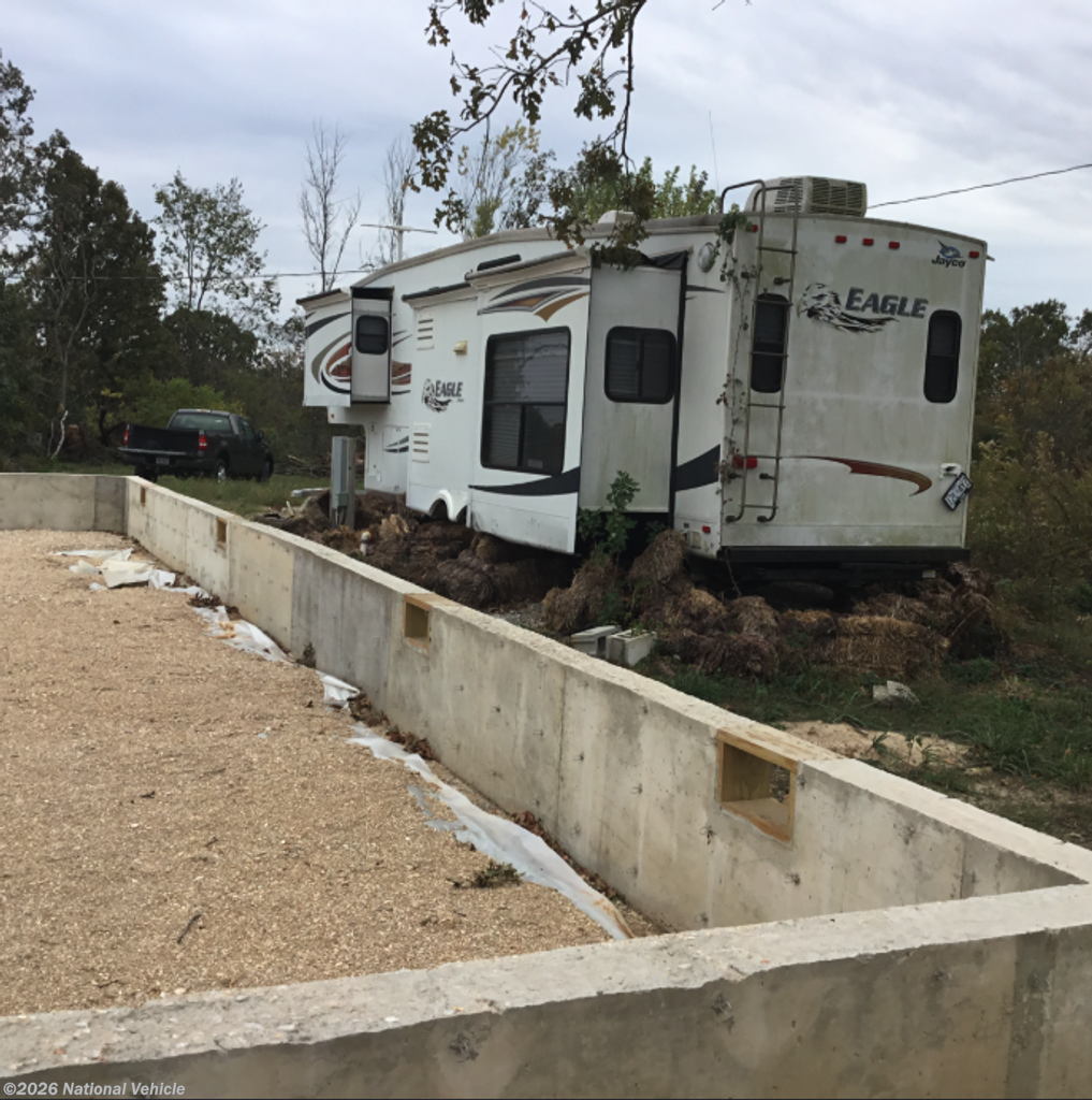 2011 Jayco Eagle 371RLQS - Used Fifth Wheel For Sale by National Vehicle in Mountain View, Missouri