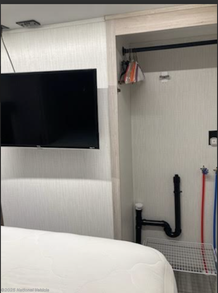 Used 2024 Cruiser RV Essence 25RK available in Hughes Springs, Texas