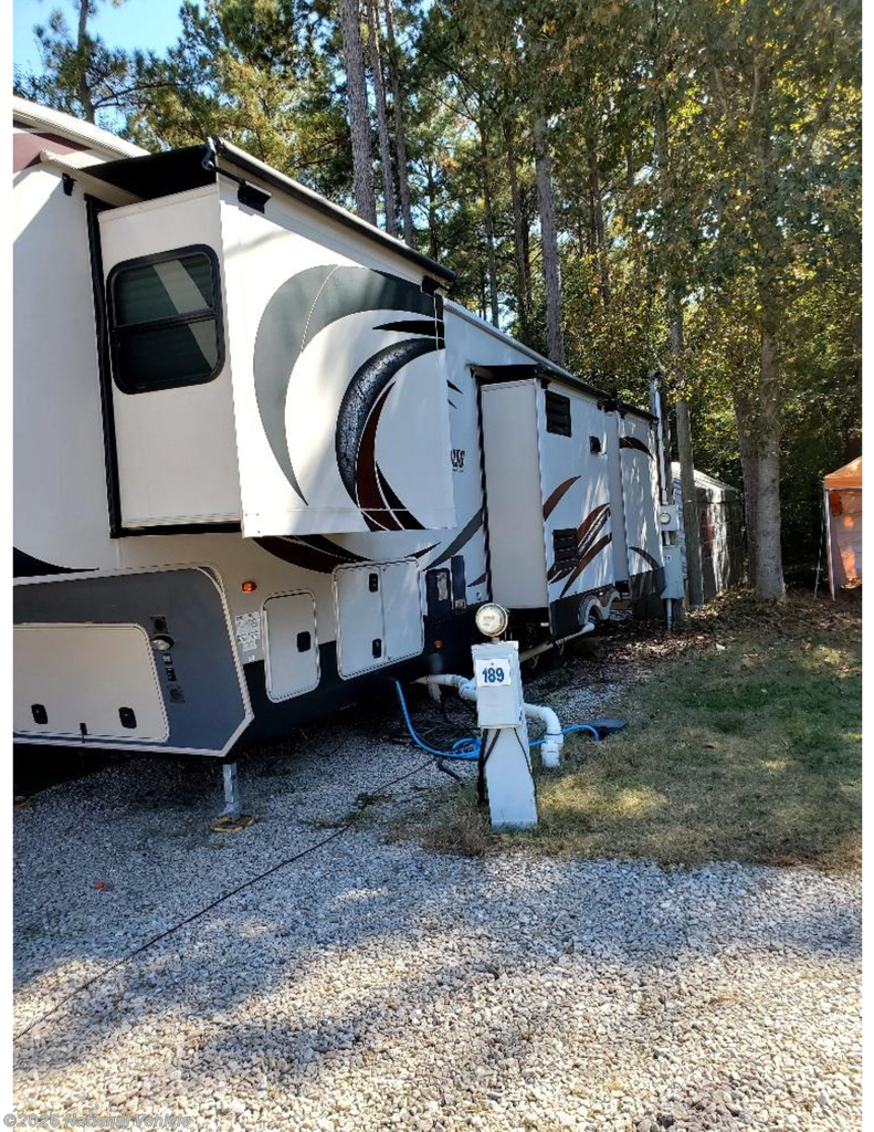 2014 Palomino Columbus 365RL - Used Fifth Wheel For Sale by National Vehicle in Tallassee, Alabama
