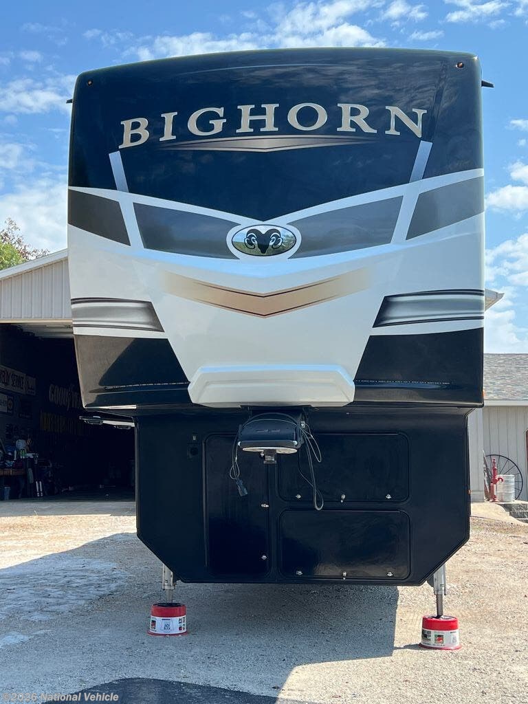 2022 Heartland Bighorn 3970FB - Used Fifth Wheel For Sale by National Vehicle in Reeds Spring, Missouri