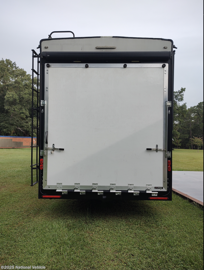 2015 Keystone Raptor 332TS - Used Toy Hauler For Sale by National Vehicle in Monticello, Florida