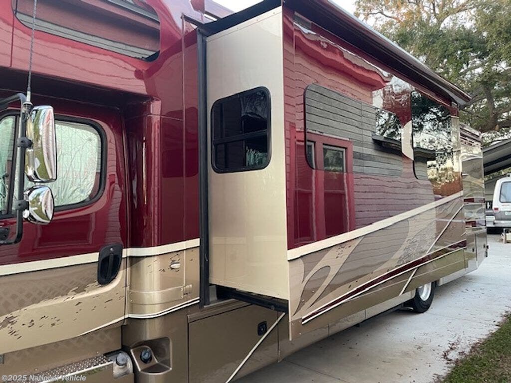 2018 DX3 37BH by Dynamax Corp from National Vehicle in Tampa, Florida