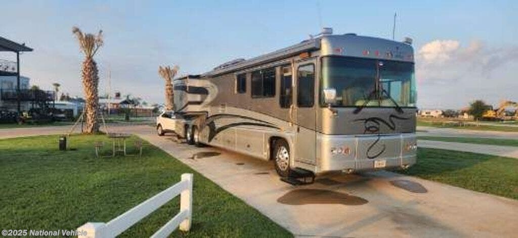 2003 Foretravel Unicoach 4220 U320 - Used Class A For Sale by National Vehicle in Mission, Texas