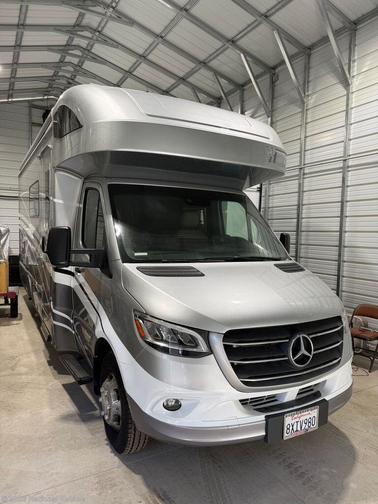 2022 Winnebago View 24D - Used Class C For Sale by National Vehicle in Oakhurst, California