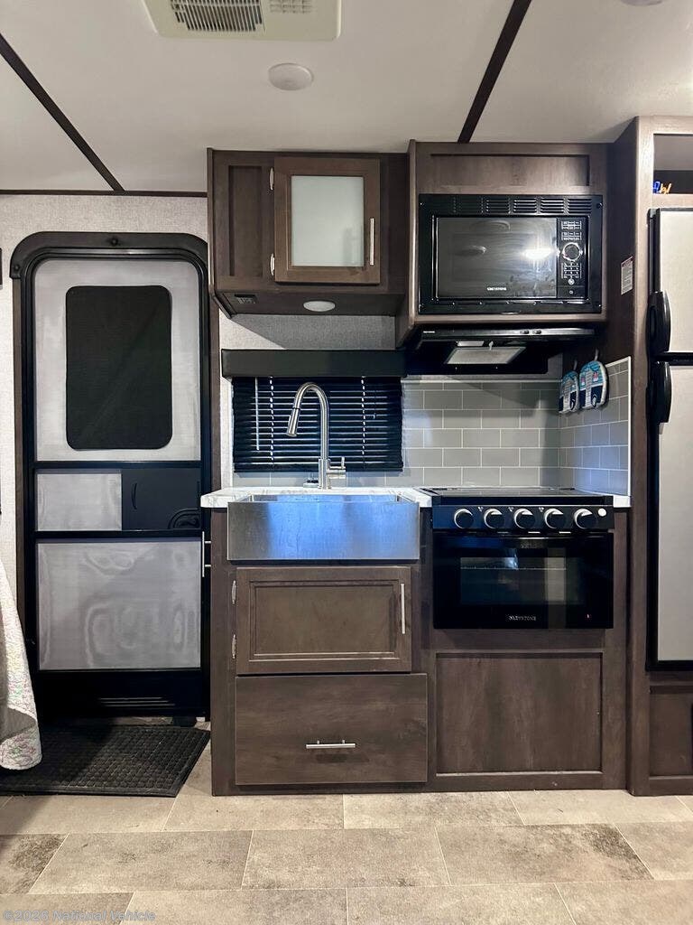 2020 Coleman 1805RB by Dutchmen from National Vehicle in Apache Junction, Arizona