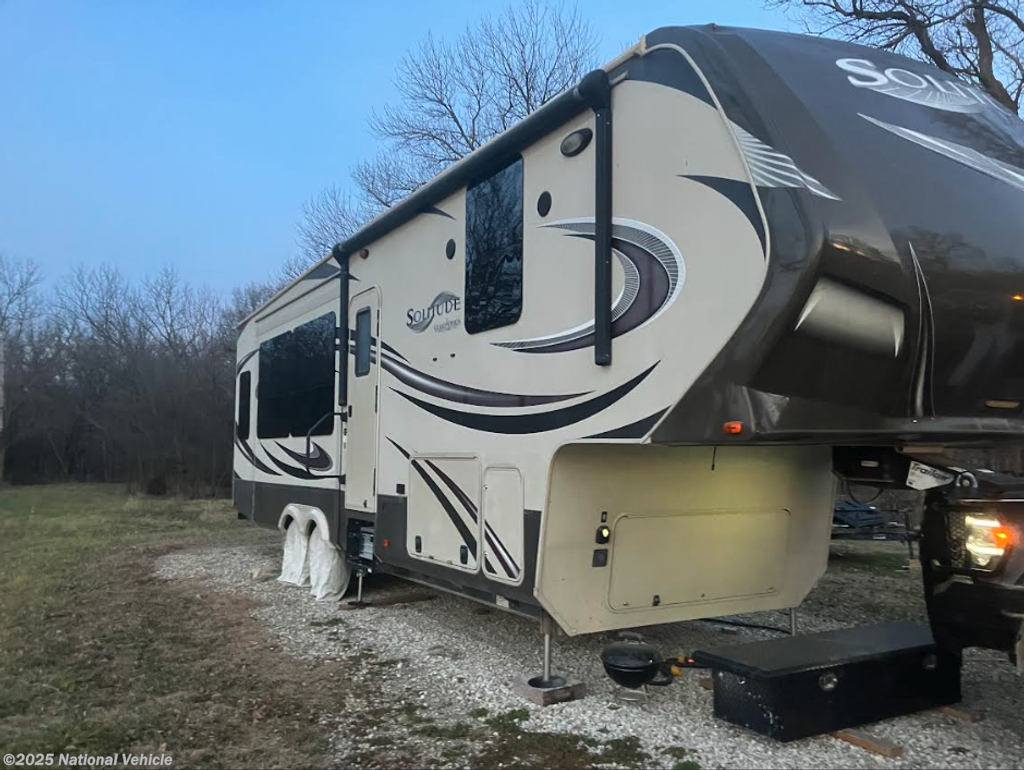 2016 Grand Design Solitude 321RL - Used Fifth Wheel For Sale by National Vehicle in Ottawa, Kansas