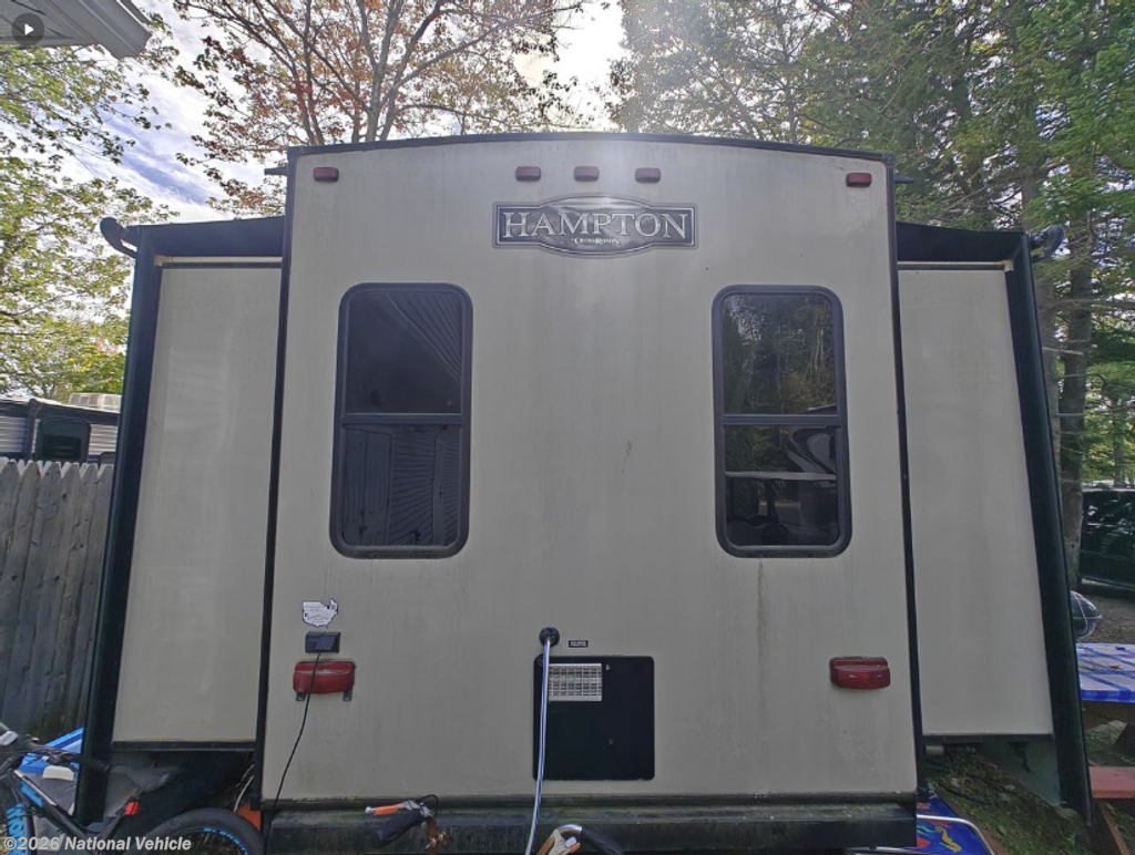 2016 Hampton Destination HT381QB by CrossRoads from National Vehicle in Shrewsbury, Massachusetts