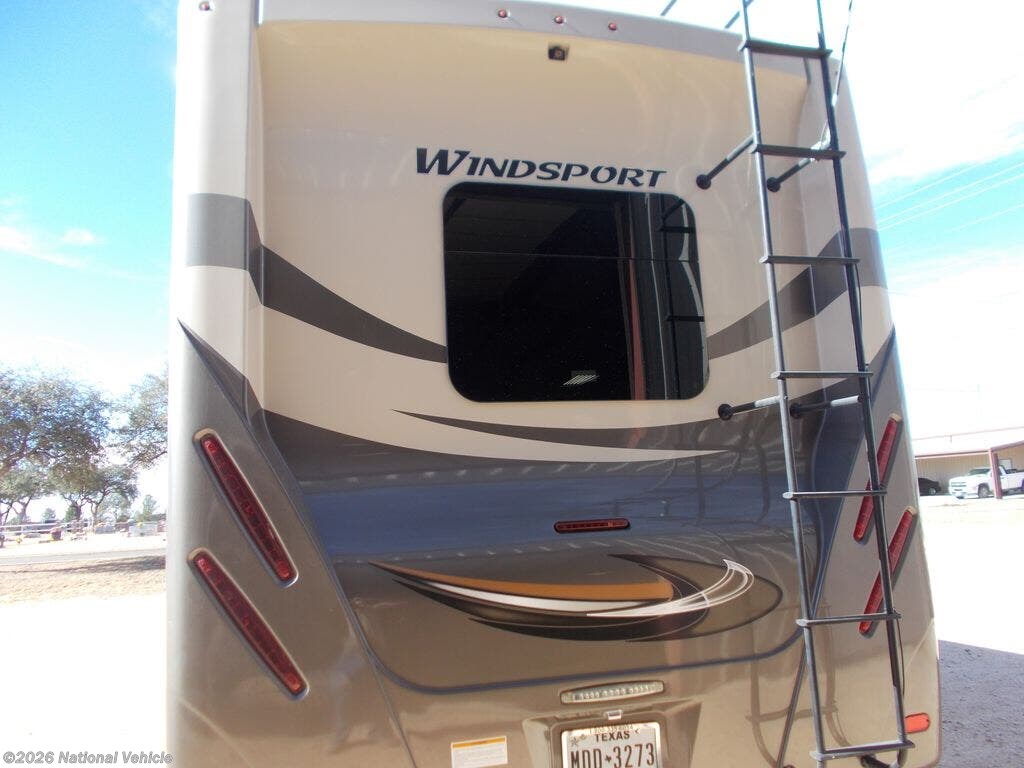2019 Windsport 34R by Thor Motor Coach from National Vehicle in Andrews, Texas