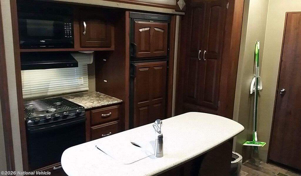 Used 2015 Keystone Outback Super-Lite 302FBH available in Mission Hills, Kansas