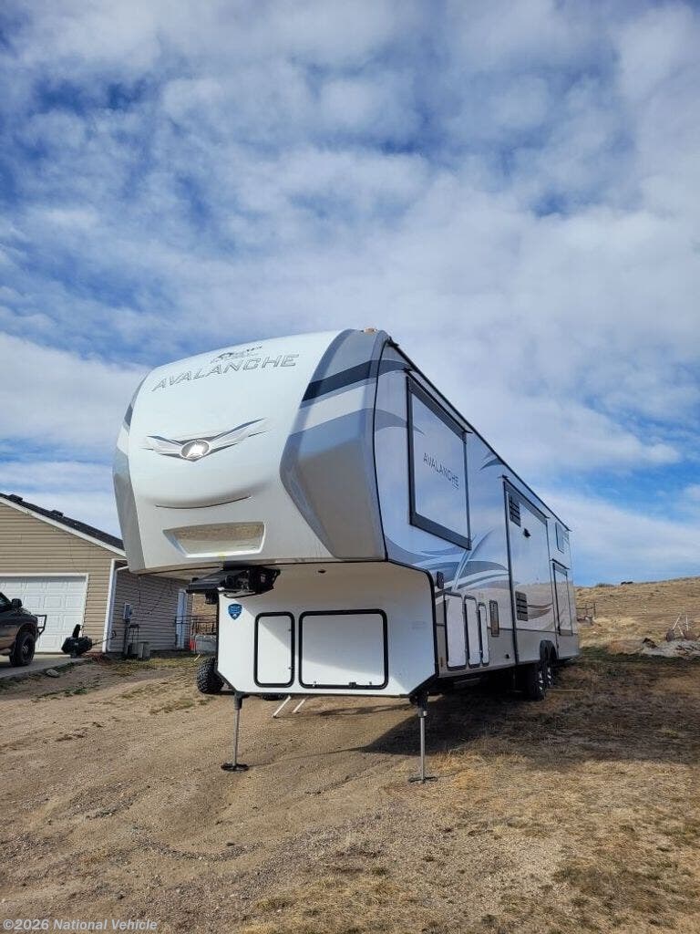 2022 Keystone Avalanche 390DS - Used Fifth Wheel For Sale by National Vehicle in Douglas, Wyoming