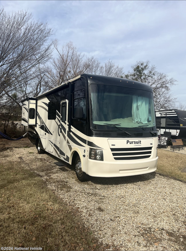 2019 Pursuit 31SBP by Coachmen from National Vehicle in Aubrey, Texas