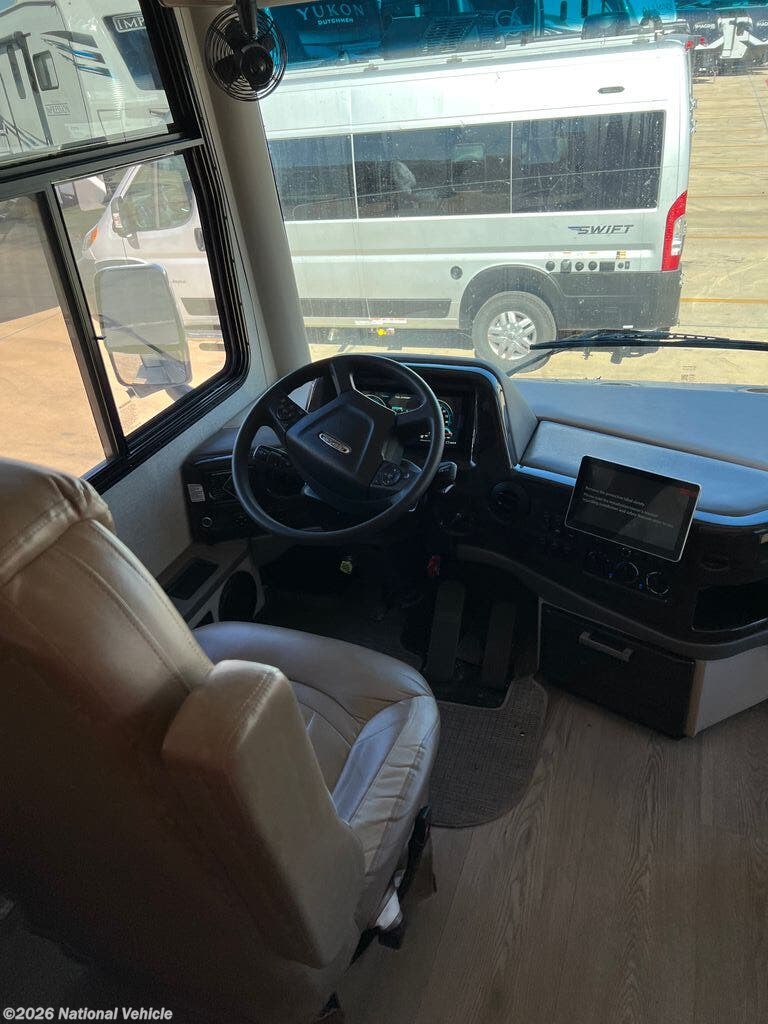 2023 Palazzo 37.6 by Thor Motor Coach from National Vehicle in San Antonio, Texas