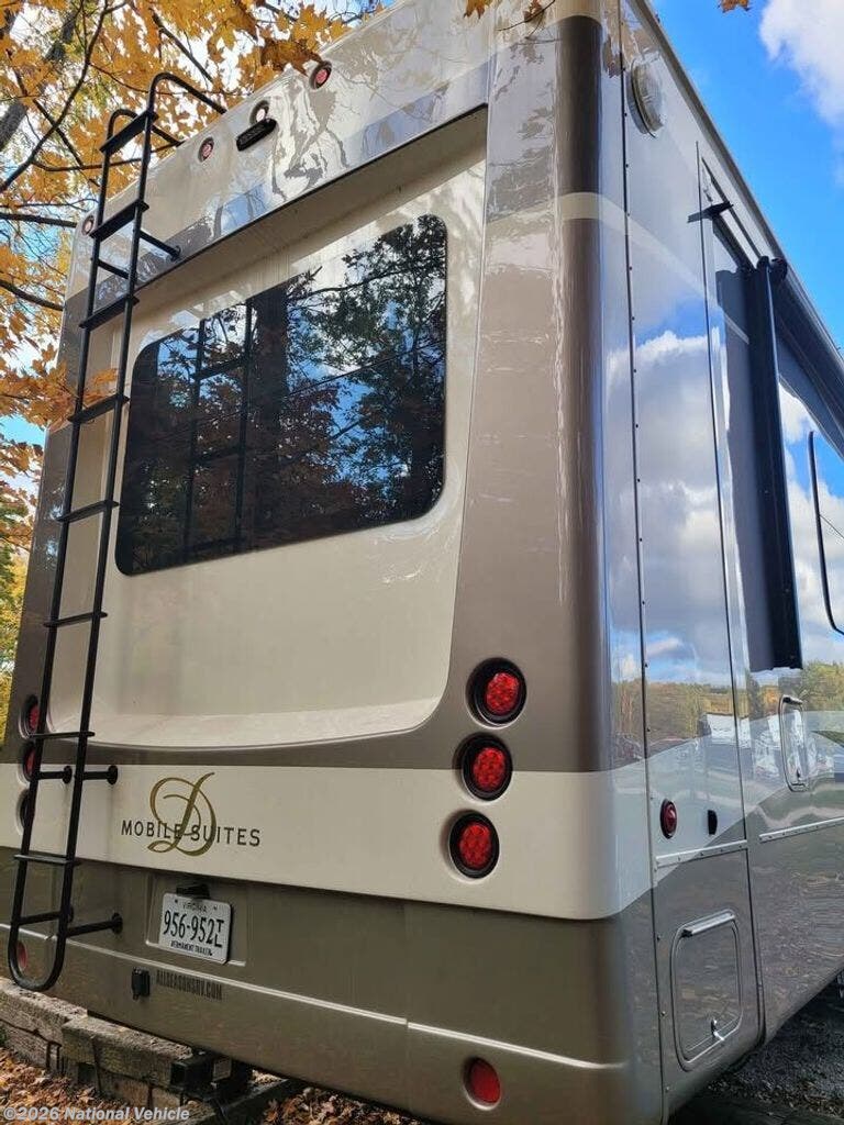 2019 DRV Mobile Suites 41RKSB4 - Used Fifth Wheel For Sale by National Vehicle in Cave Spring, Virginia