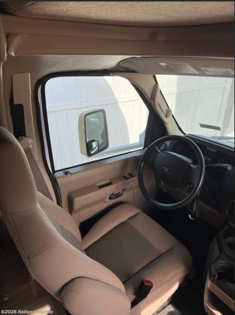 Used 2017 Thor Motor Coach Freedom Elite 29FE available in Springfield, Georgia