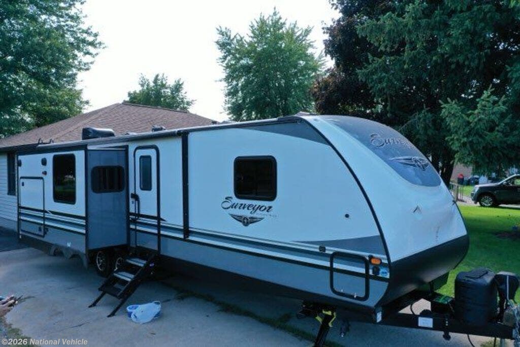 2019 Forest River Surveyor 33KRLOK - Used Travel Trailer For Sale by National Vehicle in North Aurora, Illinois