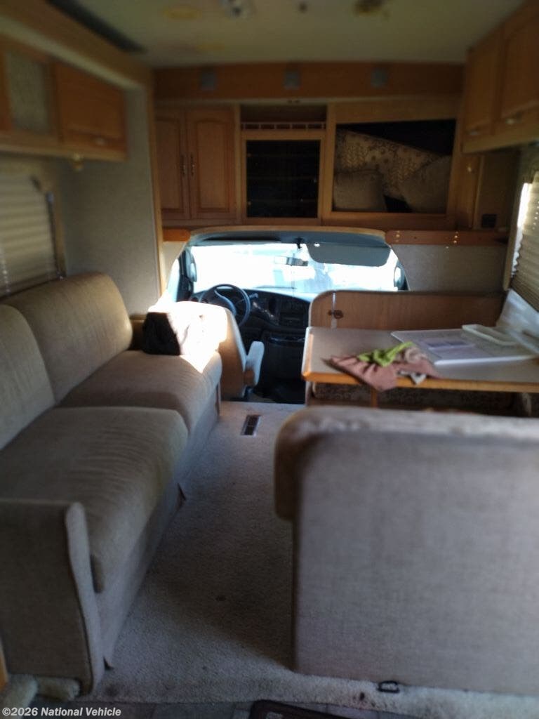 2005 Sundancer 30V by Itasca from National Vehicle in Emporia, Kansas