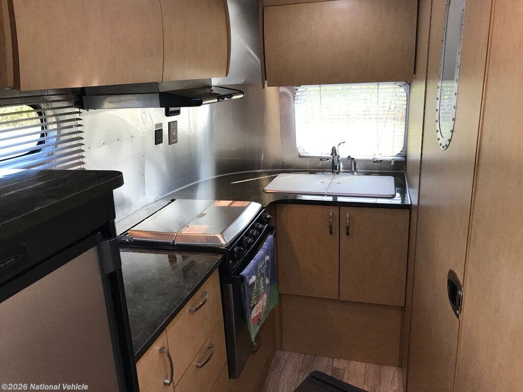 Used 2014 Airstream Flying Cloud 20FB available in Granger, Indiana