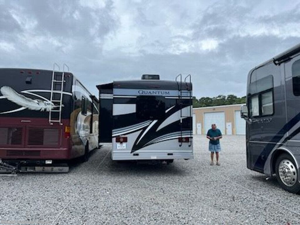 2024 Thor Motor Coach Quantum WS31 - Used Class C For Sale by National Vehicle in Murrells Inlet, South Carolina