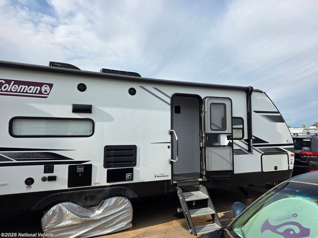 Used 2022 Dutchmen Coleman Light 2515RL available in Buckeye, Arizona