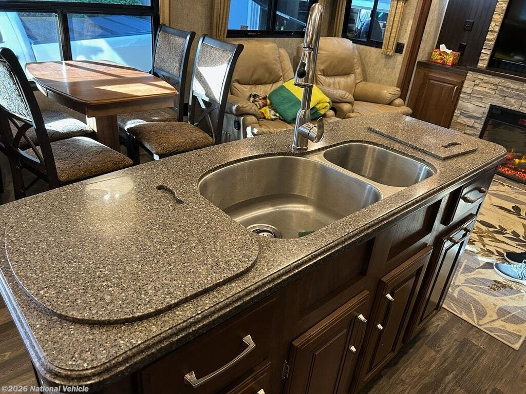 2017 Montana 3000RE by Keystone from National Vehicle in Eugene, Oregon