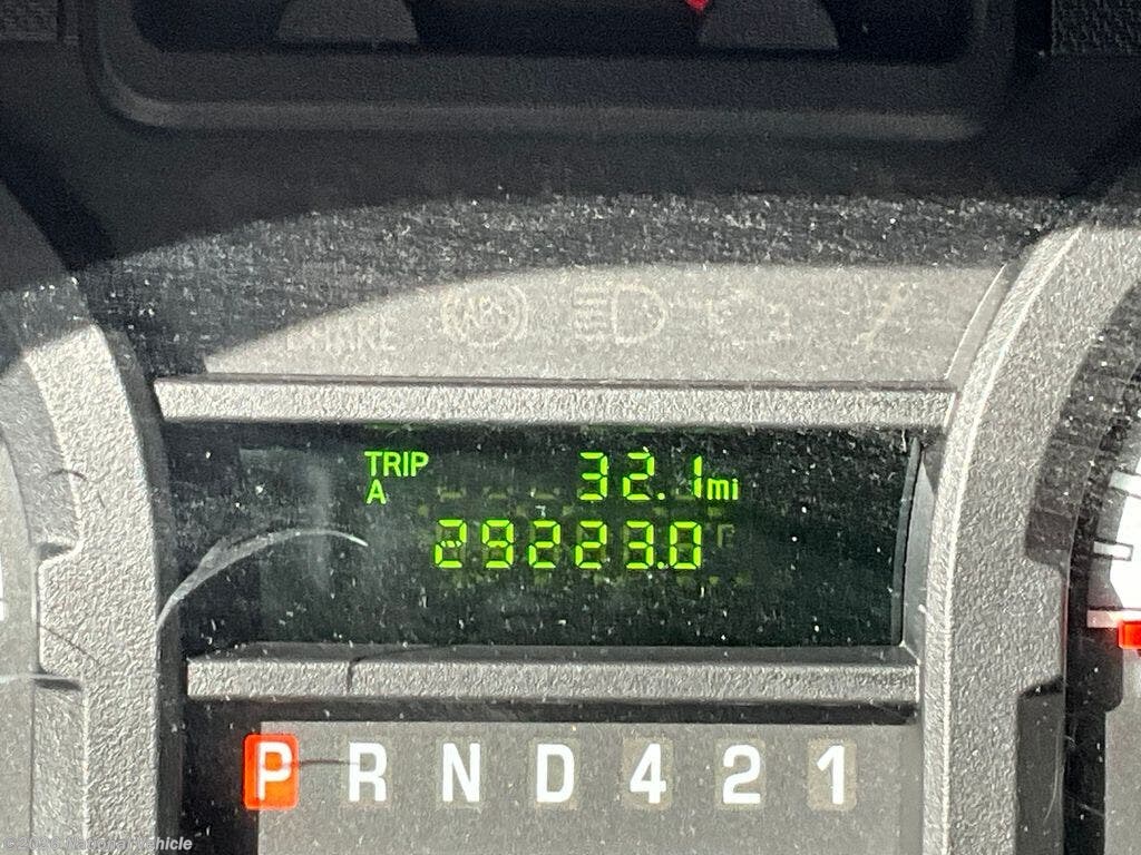 Used 2016 Winnebago Cambria 30J available in Afton, Tennessee