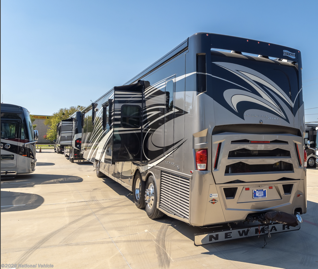 2022 Newmar Mountain Aire 4543 - Used Class A For Sale by National Vehicle in Lewiston, Texas