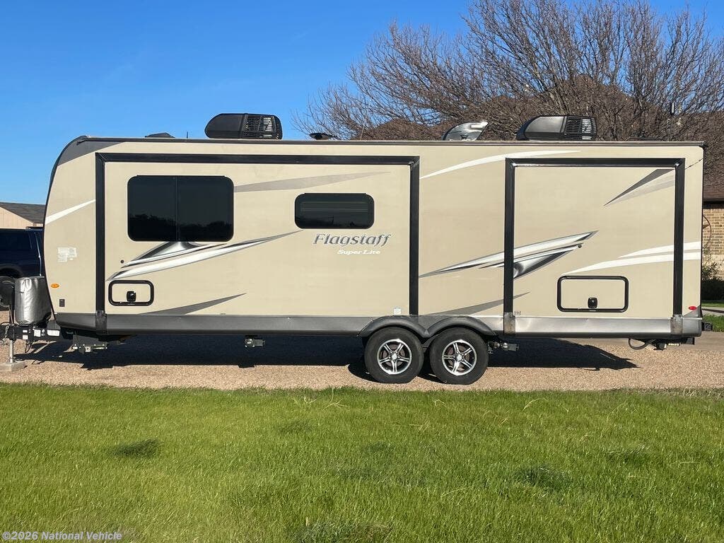 2020 Forest River Flagstaff Super Lite 26FKBS - Used Travel Trailer For Sale by National Vehicle in Midlothian, Texas