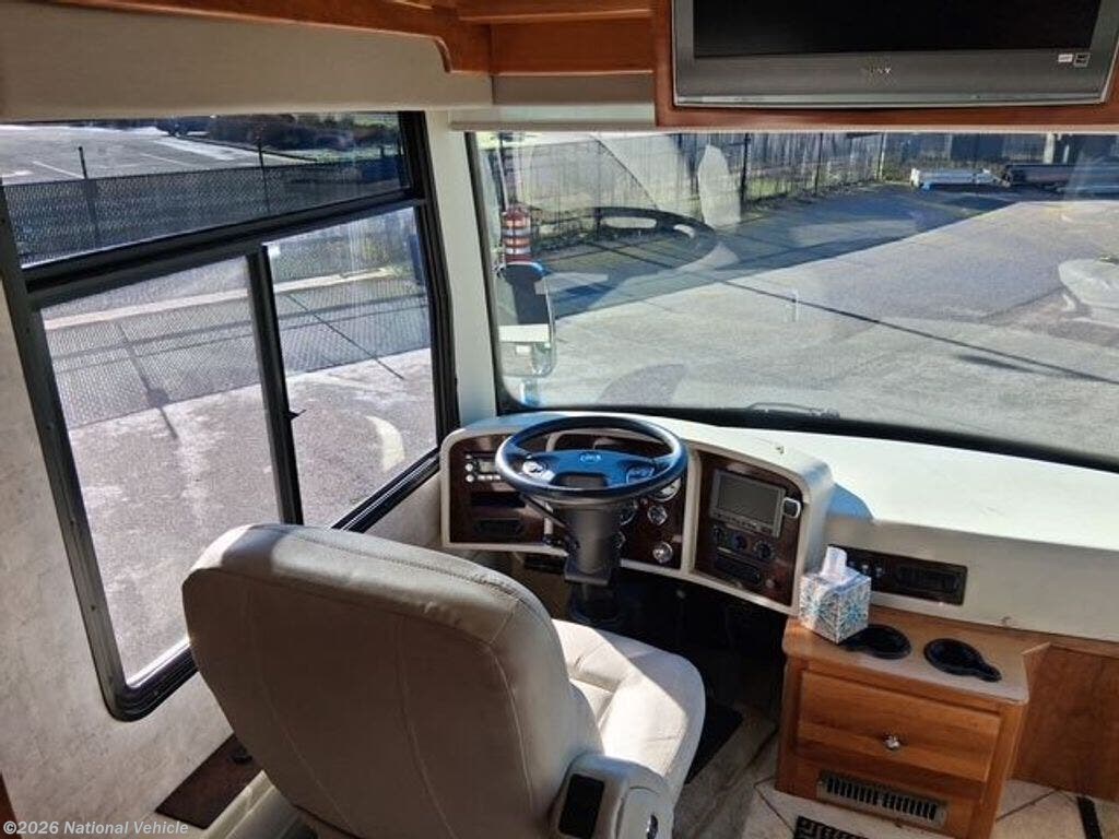 Used 2007 Beaver Contessa Venice available in Veneta, Oregon