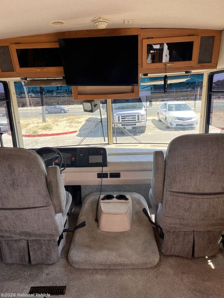 Used 2004 Itasca Sunova 35N available in Lakewood, California