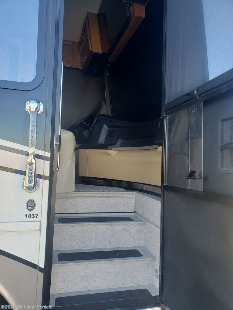 2022 Ventana 4037 by Newmar from National Vehicle in Fort Dodge, Iowa