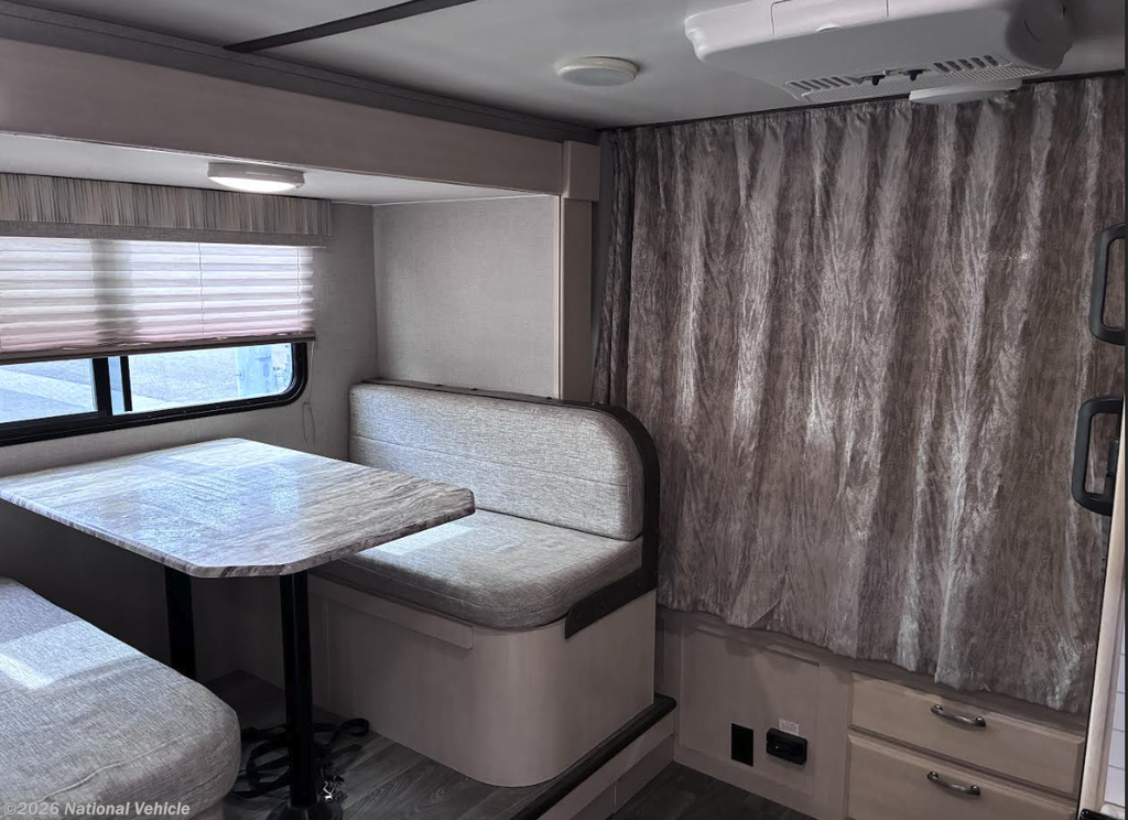 Used 2018 Winnebago Micro Minnie 1808FBS available in Scottsdale, Arizona